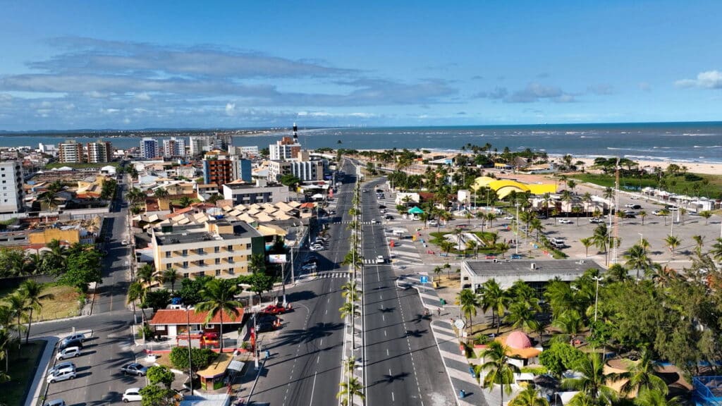 Brasileiros estão se mudando para essa cidade em por ser a mais barata para viver em 2025!