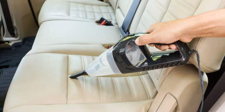 Os 5 melhores aspiradores de pó portáteis para seu carro!