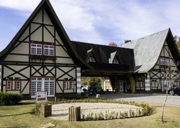 A cidade brasileira que parece Europa e encanta no frio!