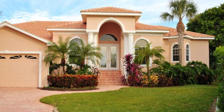 Sou designer de interiores e trabalho com clientes ricos e famosos: Raramente vejo essas 7 coisas nas casas deles!