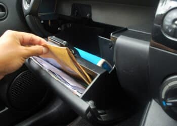 Multa certa para quem esquecer isso no carro em 2025!
