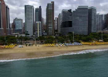 Essa cidade nordestina criou um modelo único de turismo que encanta o país!