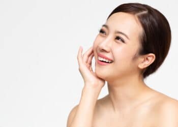 Top 10 hidratantes faciais perfeitos para pele oleosa!