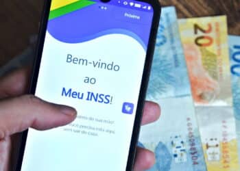 Trabalhadores brasileiros afastado pode manter o benefício do auxílio do INSS por tempo indeterminado