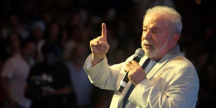 Lula rompe o silêncio e critica ação dos EUA contra Moraes e aliados