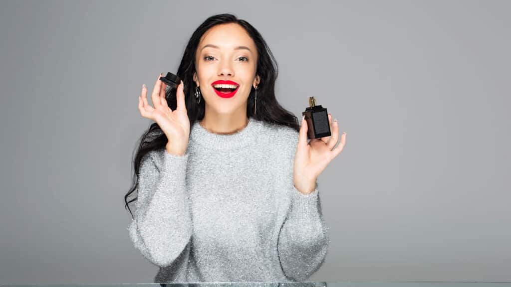 Aromas com poder: os 5 perfumes femininos mais vendidos de 2025