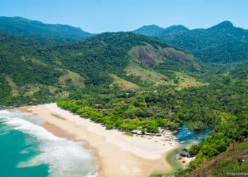 O ‘Caribe Paulista’: destino que impressiona com águas cristalinas e clima paradisíaco
