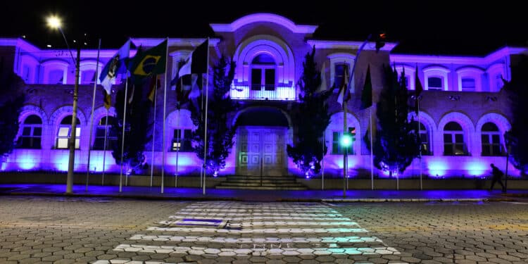 A cidade brasileira que mistura a cultura da suíça com paisagens de tirar o fôlego!