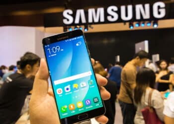 Samsung está perdida: o novo smartphone está parado nas prateleiras!