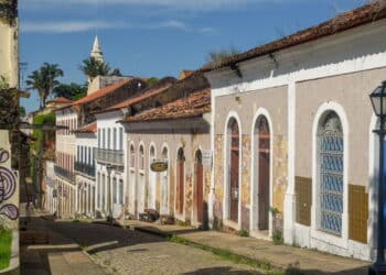 Cidades históricas preservam cultura viva e encantam com arquitetura colonial