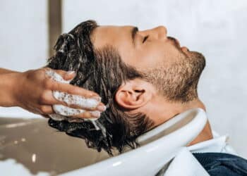 Top 10 shampoos para caspa que resolvem o problema nas primeiras aplicações