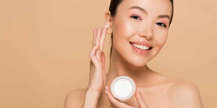 Skincare coreana - Créditos: depositphotos.com / IgorVetushko