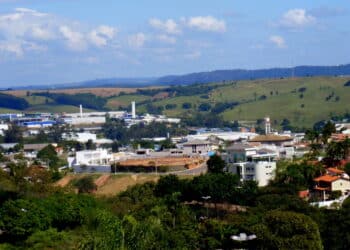 Brasileiros de todo o país estão se mudando para essa cidade do interior de SP pela qualidade de vida!