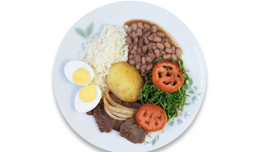 Dr. Mariana Marcussi, alerta: "A pessoa que consome muito arroz tem maior propensão a ficar diabético"