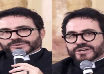 "Rejeitar um filho e preferir o outro é muito cruel" diz Padre Fábio de Melo!