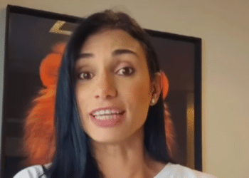 "Faça isso antes de vender seu celular lento e economize centenas de reais", alerta Eliana Pacheco, especialista em tecnologia