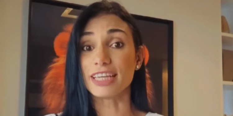 "Faça isso antes de vender seu celular lento e economize centenas de reais", alerta Eliana Pacheco, especialista em tecnologia