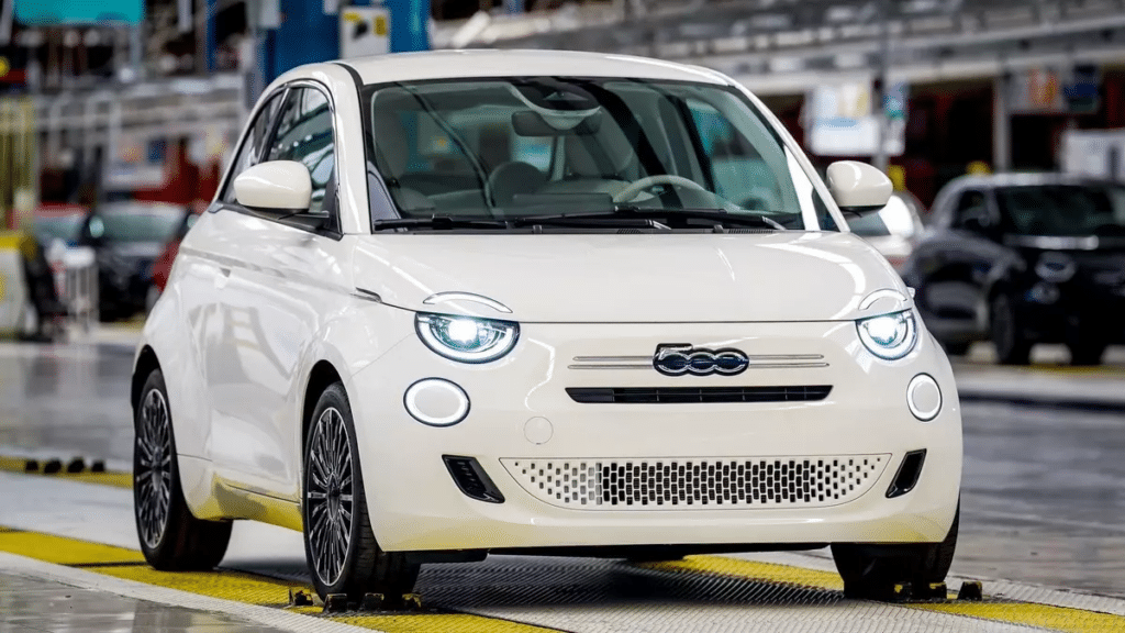 Fabricação do Fiat 500 Hybrid inicia em Turim, na Mirafiori - Imagem: Fiat/Divulgação