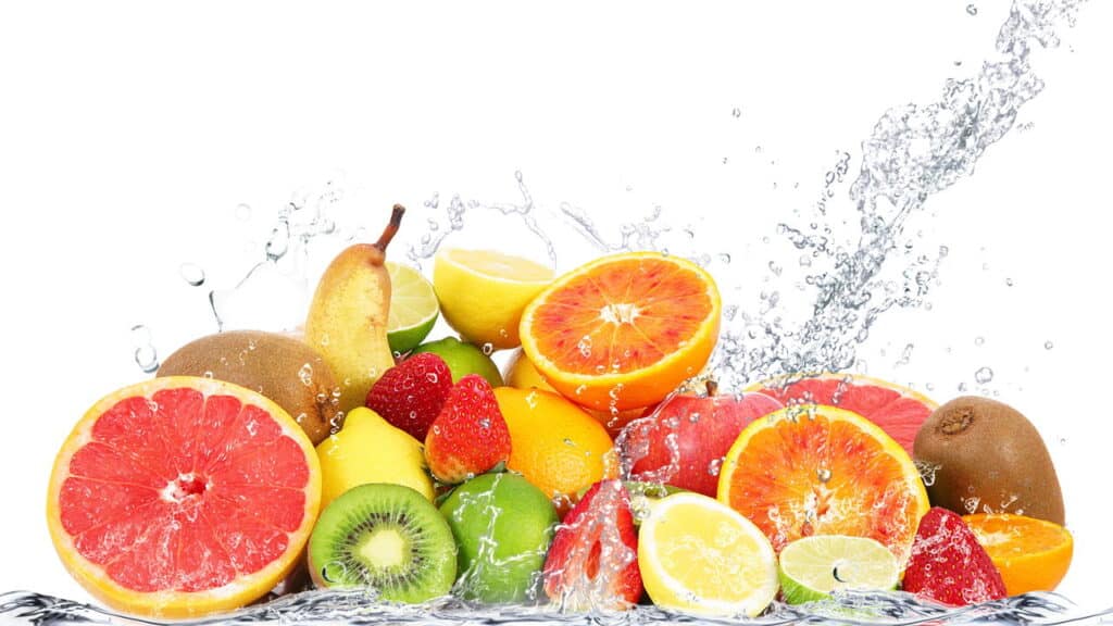 Dr. Sergio Marcussi alerta: "Uma porção de fruta é o que cabe na mão da pessoa que vai comer"