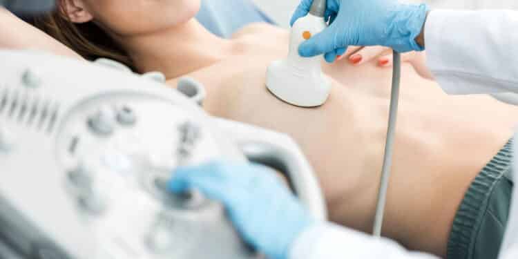 Nova lei no SUS muda tudo sobre a mamografia no Brasil