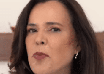 Maura de Albanesi alerta: "Falta você elevar a sua vibração para alcançar a prosperidade financeira que almeja"