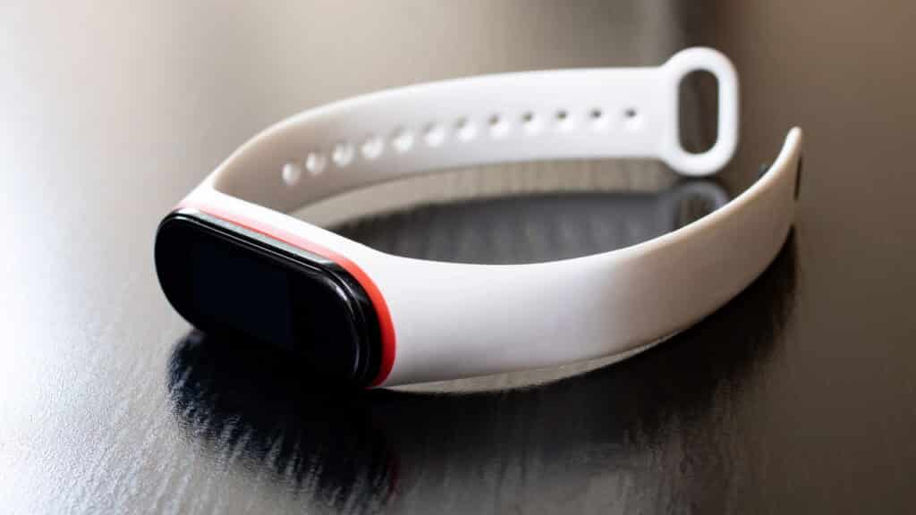 Top! Tech, especialista em tecnologia, diz: "Comprei o smartwatch mais famoso da Xiaomi, e ele é a Mi Band 7"