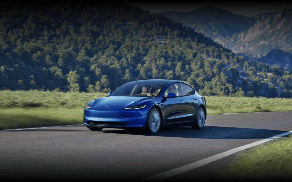 Tesla Model 3 - Créditos: Divulgação/Reprodução