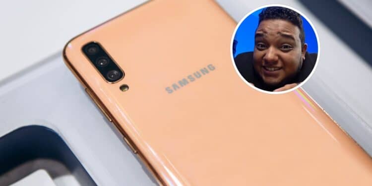 Anderson Walker, especialista em tecnologia: "A Samsung lançou 3 novos celulares, nem 1, nem 2, mas 3, e os 3 são dobráveis"