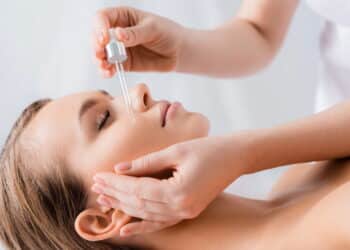Pele mais firme e jovem com o PDRN Pink Peptide Serum da Medicube