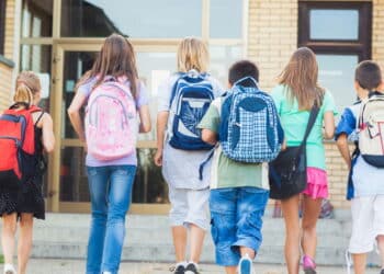 Como facilitar a volta das férias para as famílias com filhos