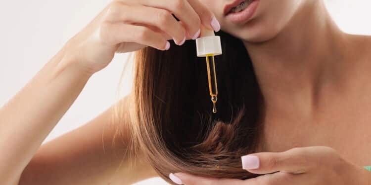 Adeus queda de cabelo: veja os óleos naturais que ativam o crescimento rápido