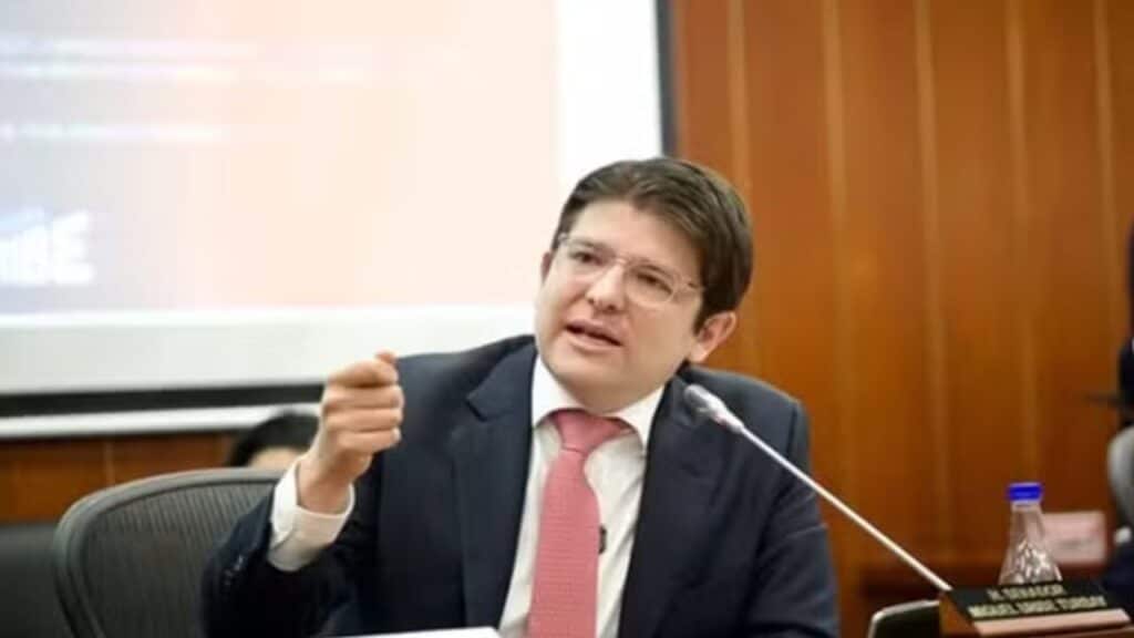 Atentado: pré-candidato à presidência da Colômbia Miguel Uribe morre após ataque a tiros