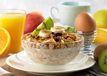 Comece o dia ganhando massa muscular: as três receitas proteicas fáceis e deliciosas para o café