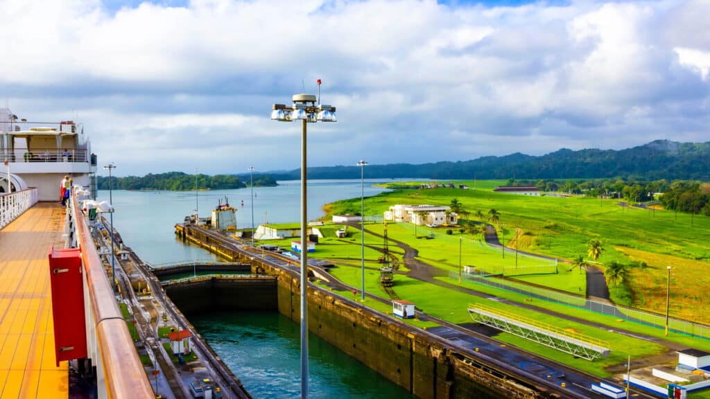 Crise no Canal do Panamá abre espaço para megaprojeto de R$ 35 bilhões do México e criação de trem que promete conectar oceanos em sete horas