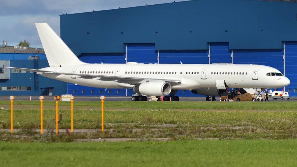 Avião misterioso da CIA chama atenção após pousar em aeroporto do Brasil