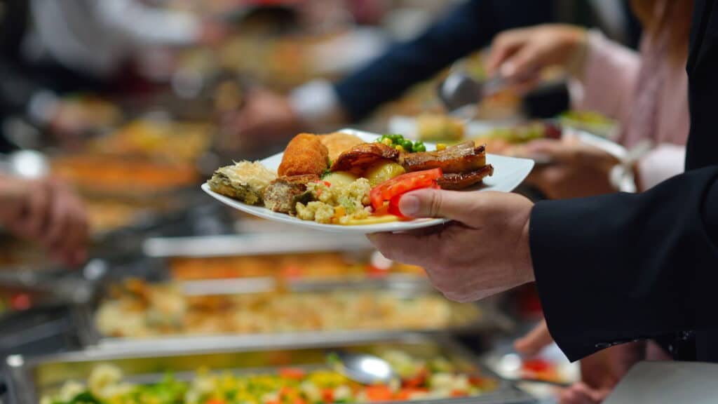 Veja os quatro erros que você comete sem perceber e que destroem sua alimentação saudável