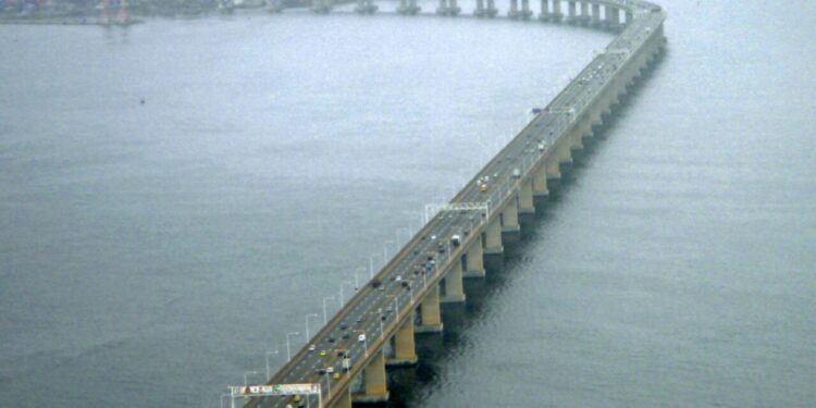 Quanto realmente custou a maior ponte do Brasil inaugurada em 1974