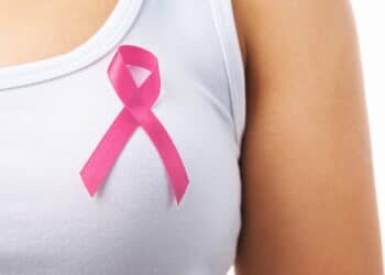 Avanço em IA promete indicar risco de câncer de mama com anos de antecedência