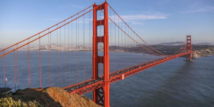 Veja a lista das 3 pontes mais famosas do mundo que encantam turistas