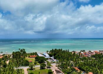 Conheça o 'Caribe brasileiro' que fascina turistas do mundo inteiro