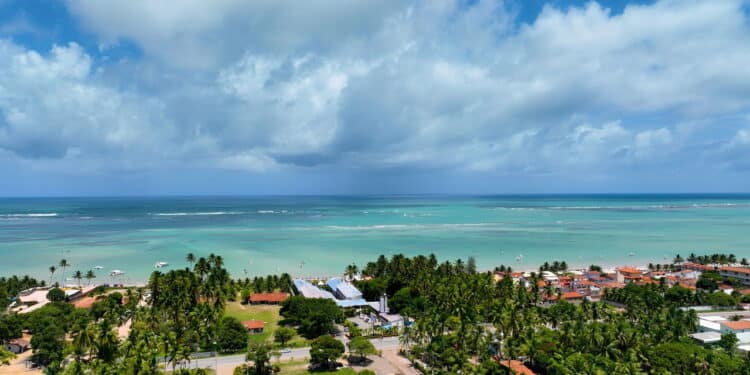 Conheça o 'Caribe brasileiro' que fascina turistas do mundo inteiro