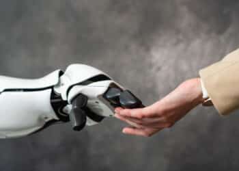 O plano de treinamento de robôs para assumirem postos de trabalho no comércio até 2029