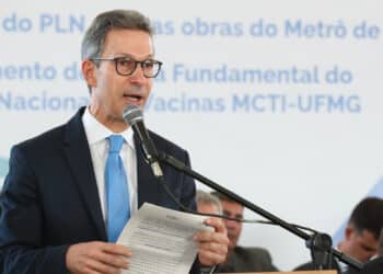 Romeu Zema confirma pré-candidatura à Presidência pelo Novo
