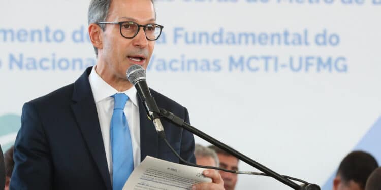 Romeu Zema confirma pré-candidatura à Presidência pelo Novo