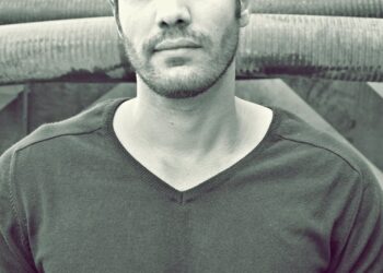 Mauricio Silveira in Pilotto Studio by Felipe Pilotto 133