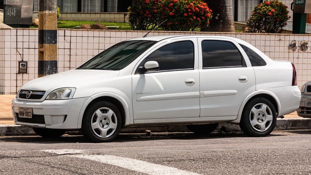 Chevrolet Corsa - Fonte: Wikimedia Commons