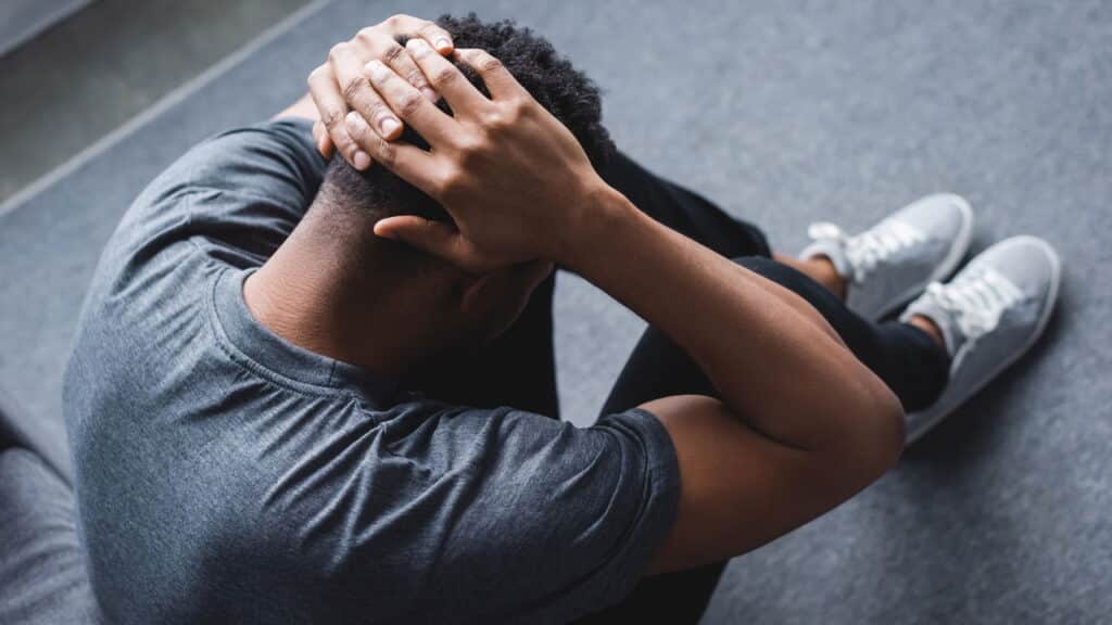 Como reconhecer sinais de depressão em si mesmo, segundo psicólogos