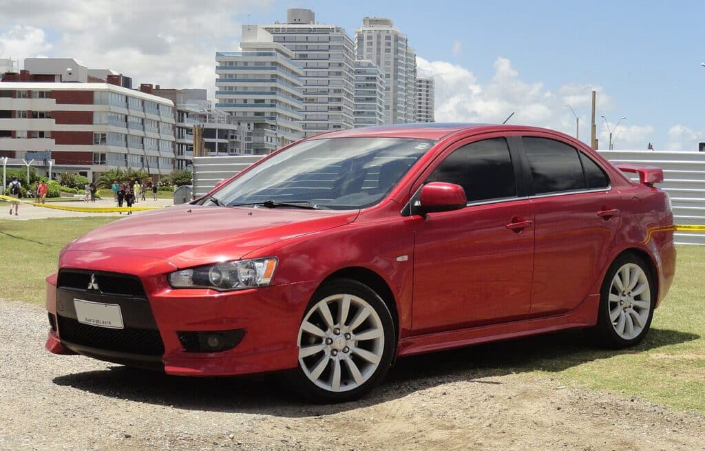 Mitsubishi Lancer - Fonte: Wikimedia Commons