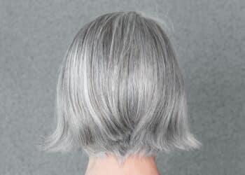 Shampoo queridinho que salva o cabelo branco em 3 minutos