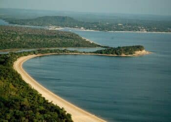 Alter do Chão, PA - Fonte: Wikimedia